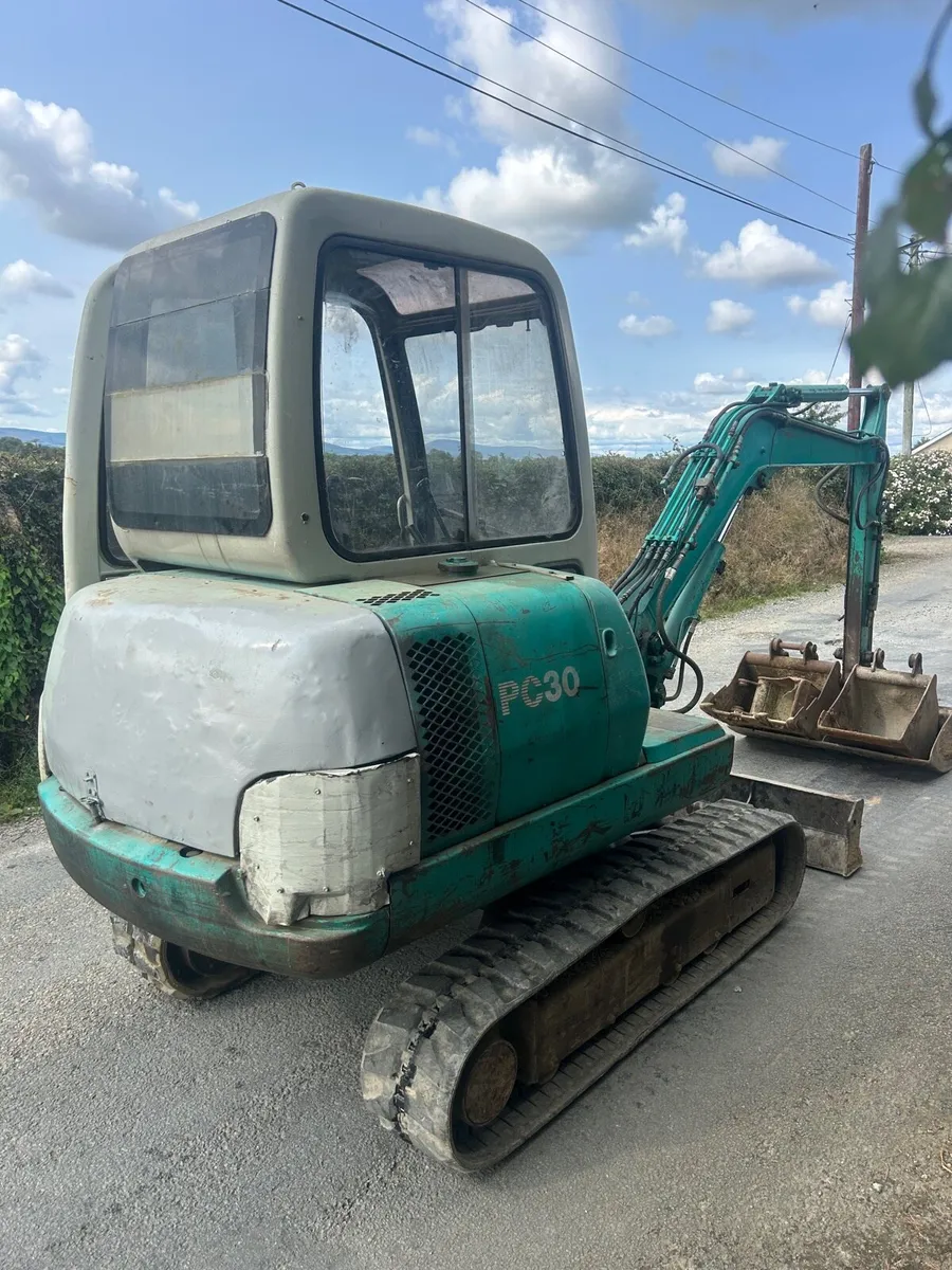 Komatsu pc30 mini digger for sale - Image 3