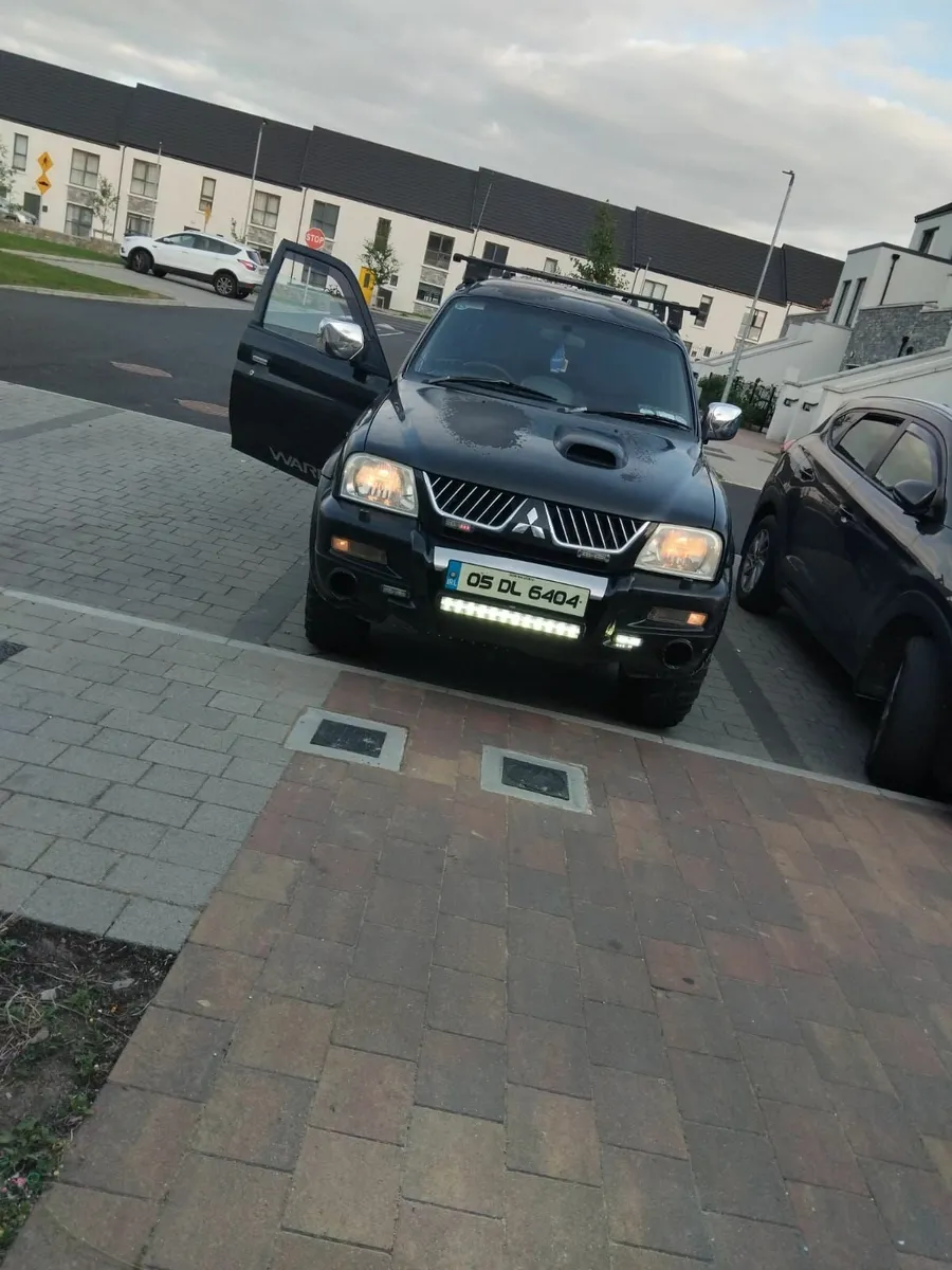Mitsubishi L200 2005 - Image 2
