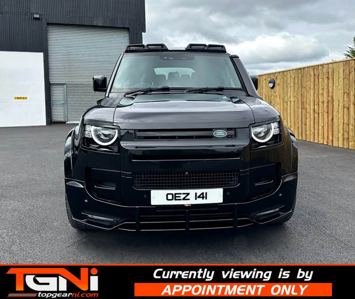 2021 Land Rover Defender 3.0 D300 X-Dynamic S 110 - Image 3