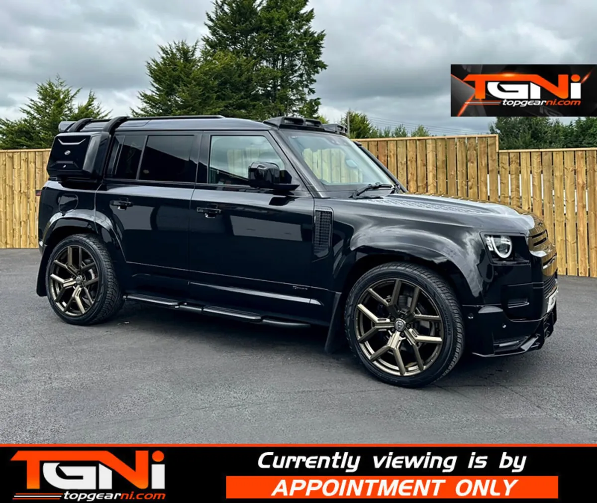 2021 Land Rover Defender 3.0 D300 X-Dynamic S 110 - Image 1