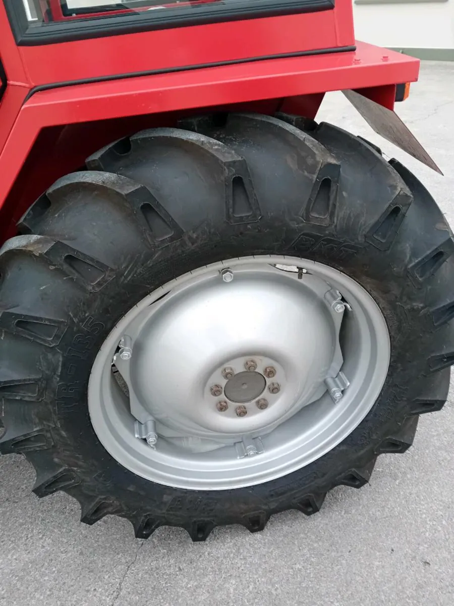 Massey Ferguson 135 - Image 4