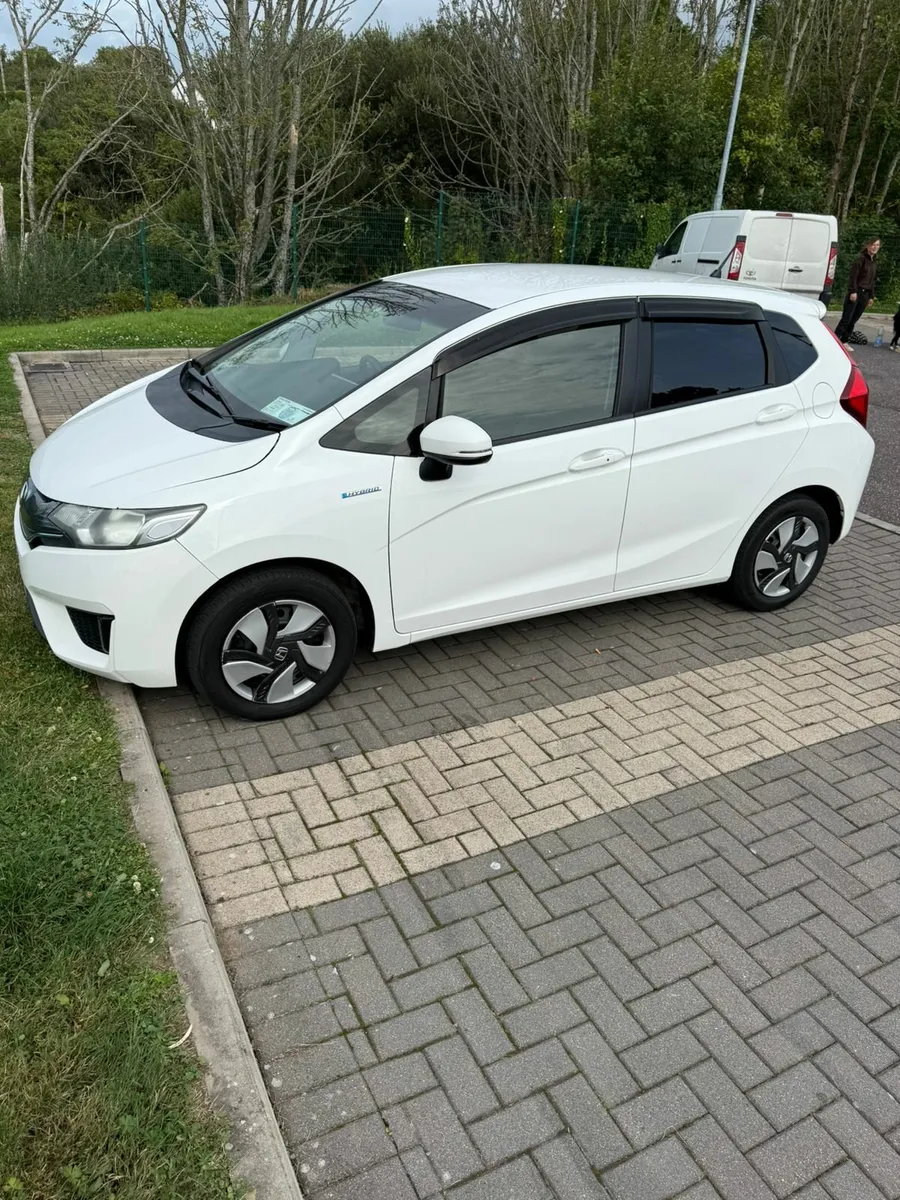 Honda Fit - Image 1