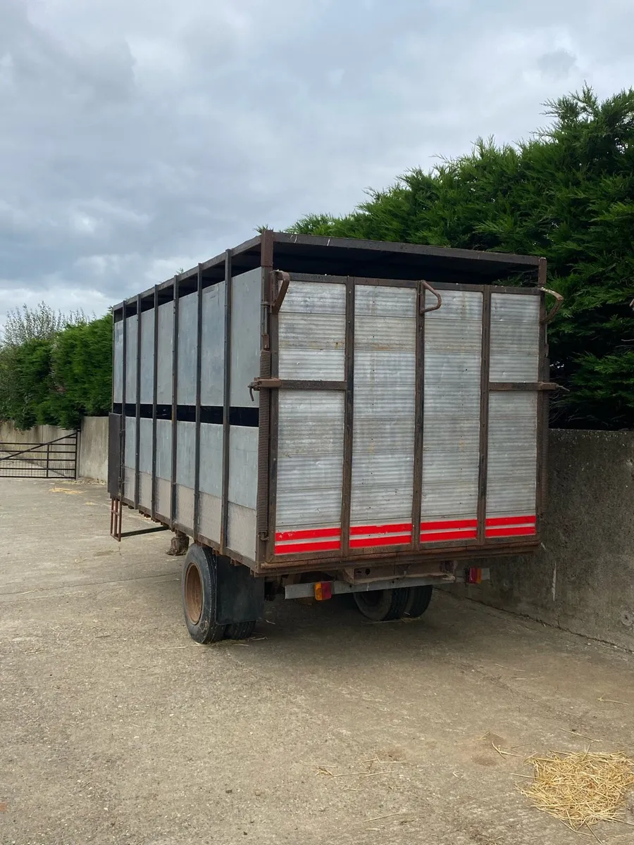 14ft cattle trailer - Image 2