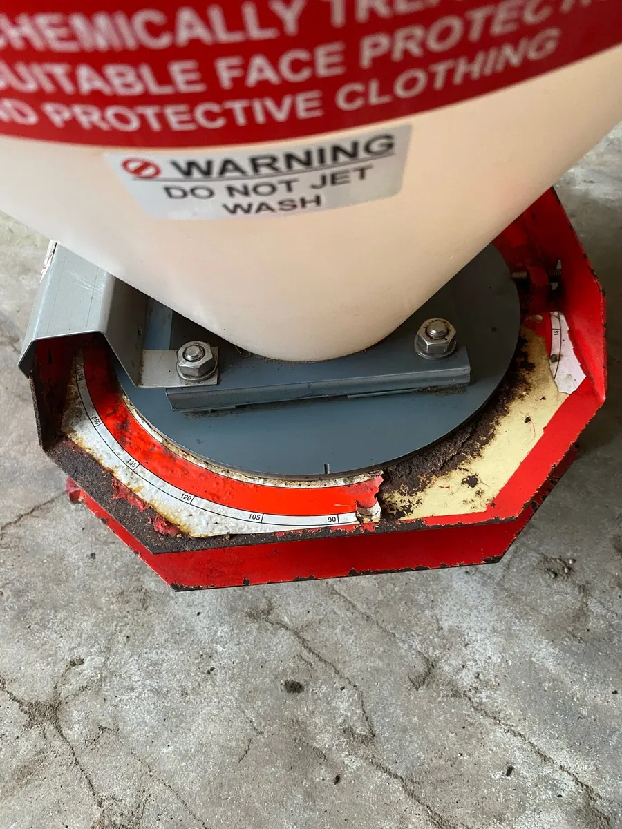 Stocks Slug/Seed Spreader - Image 2