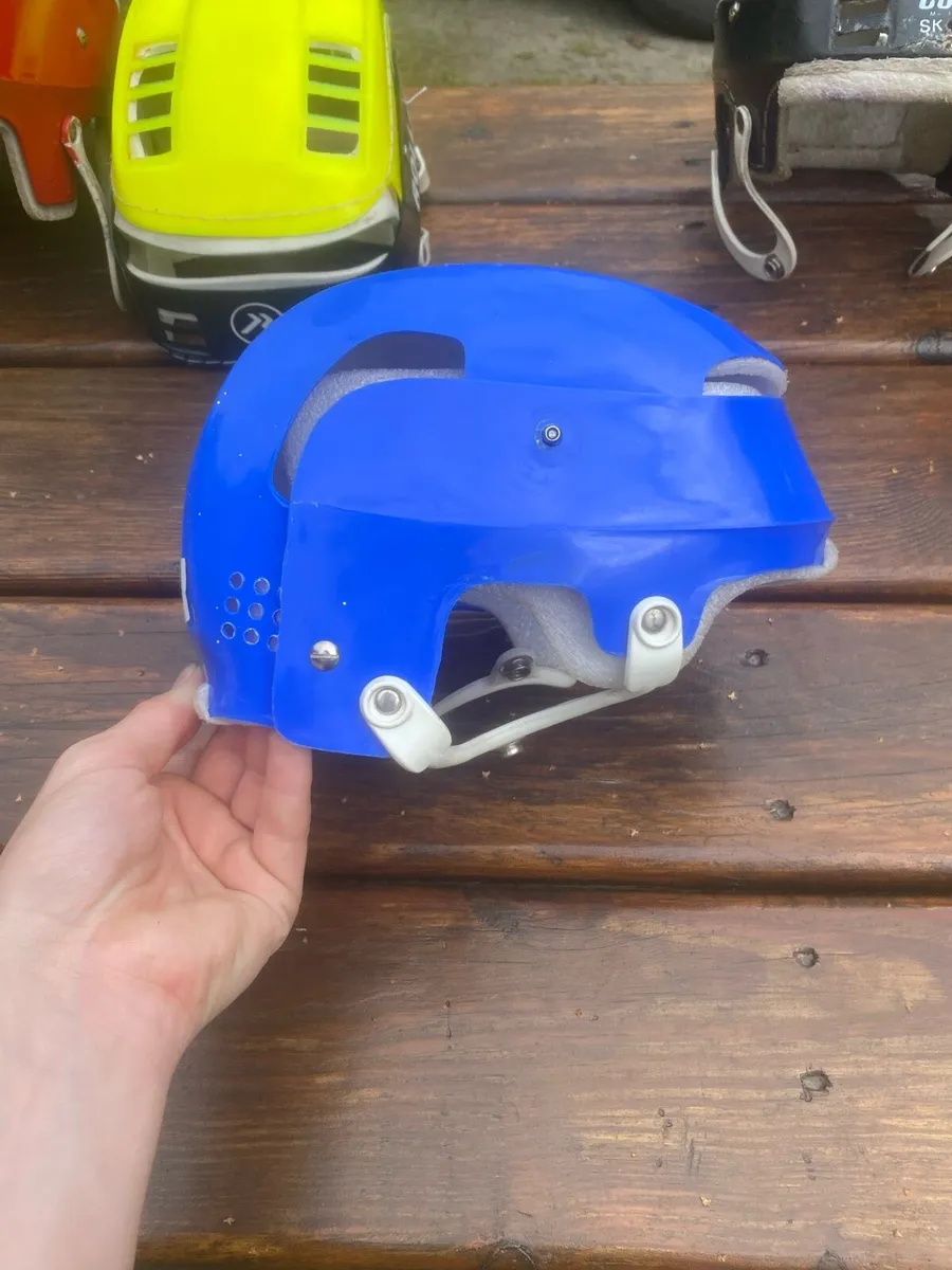 Oldstyle Denver blue hurling helmet - Image 3
