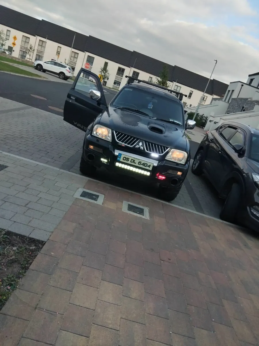 Mitsubishi L200 2005 - Image 1
