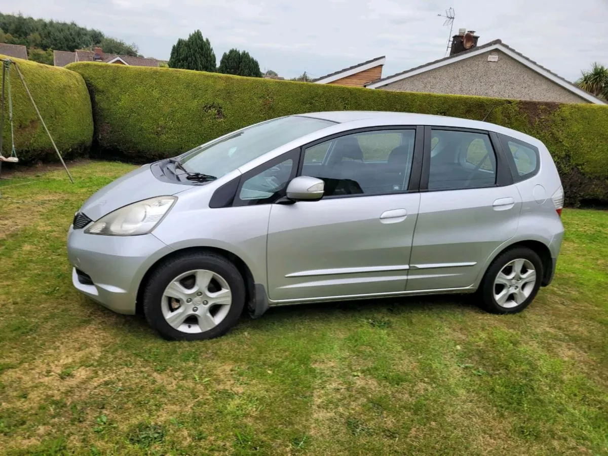 Honda Jazz -- Immaculate - Image 2