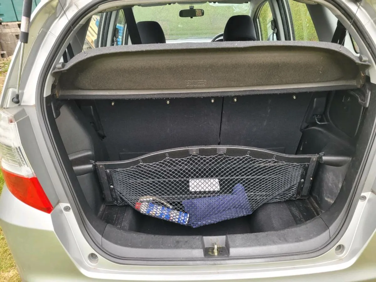 Honda Jazz -- Immaculate - Image 3