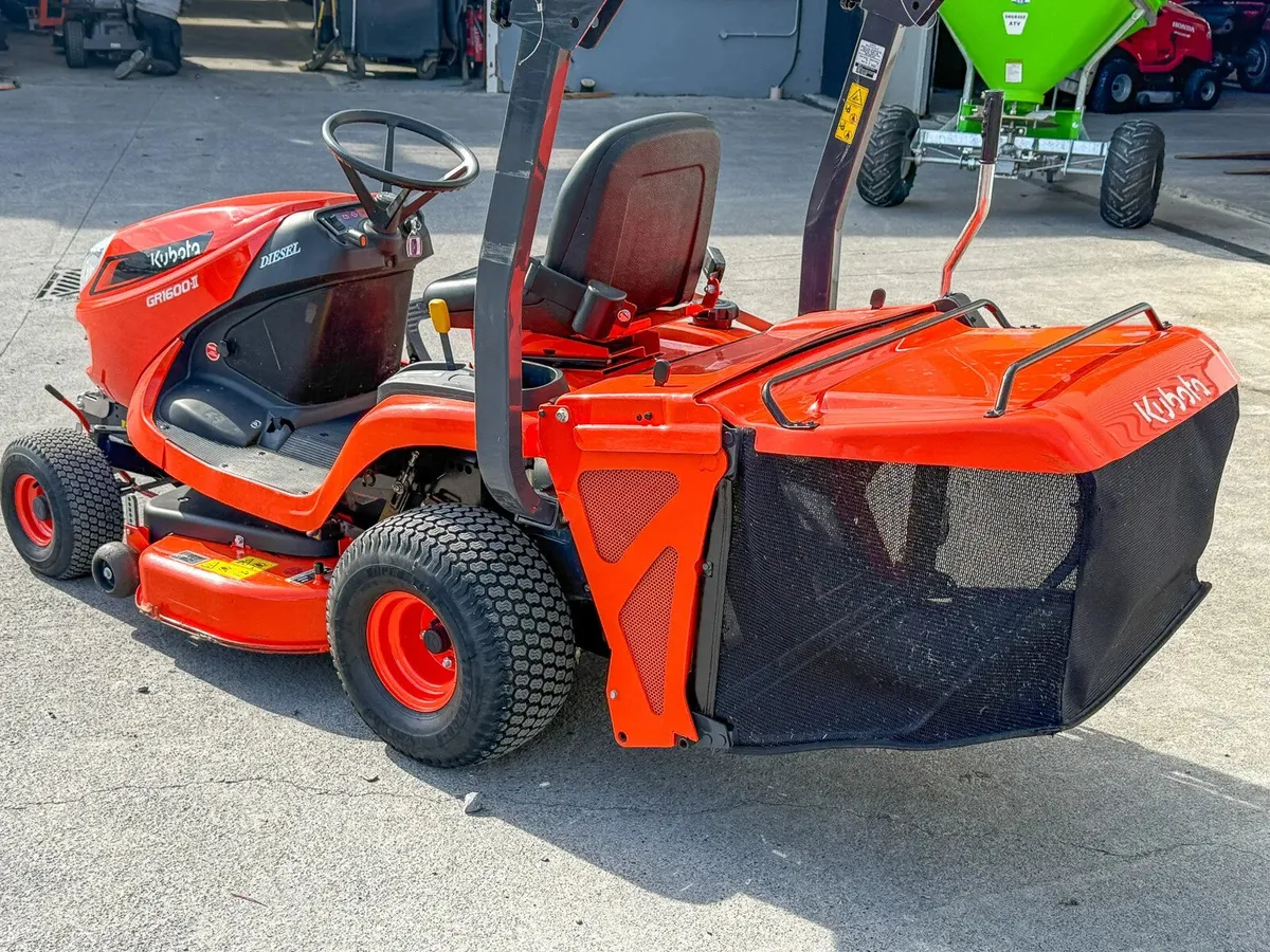 Used 2022 Kubota GR1600-II Lawnmower - Image 3