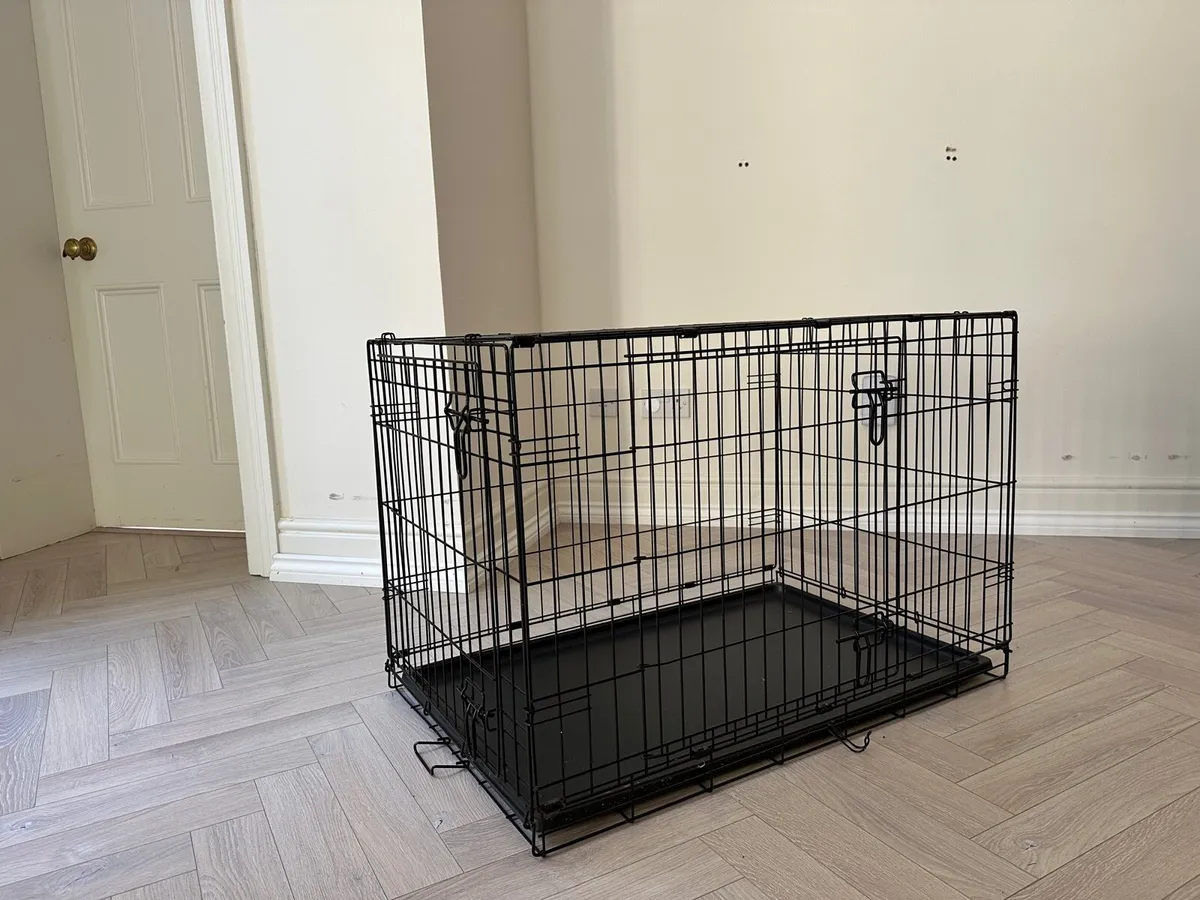 Large Dog Crate – Excellent Condition - Image 1