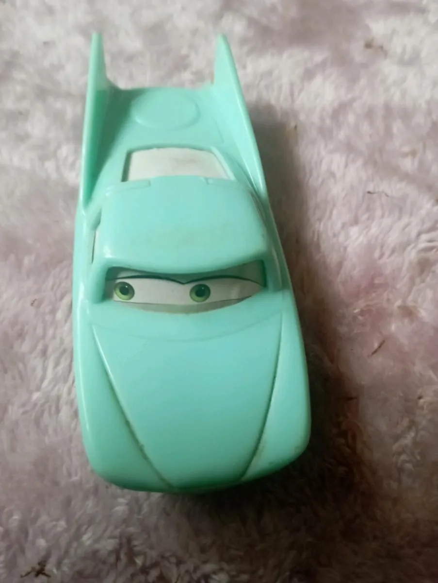 DISNEY PIXAR 3 CAR  FINN MODLE . - Image 4
