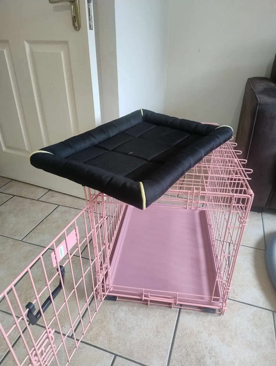 Dog crate - Image 1