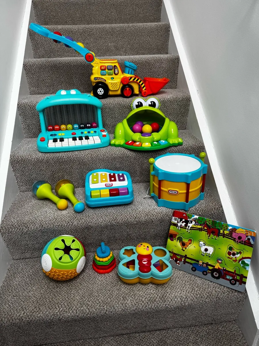 10 Piece of Toy Combo - Image 1