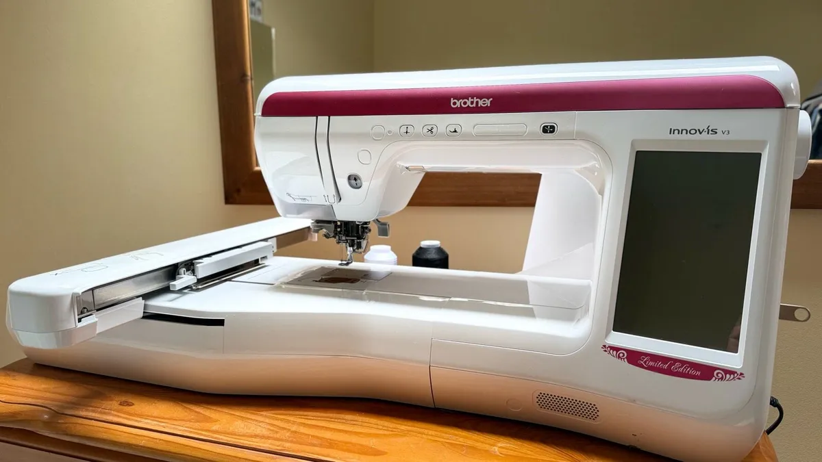Brother V3 embroidery machine - Image 1