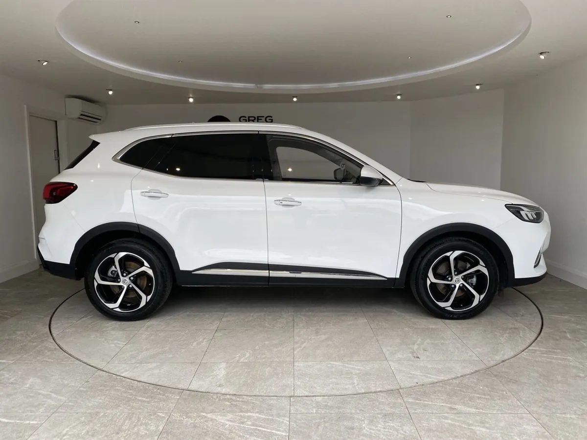 MG HS 2024 - Image 4