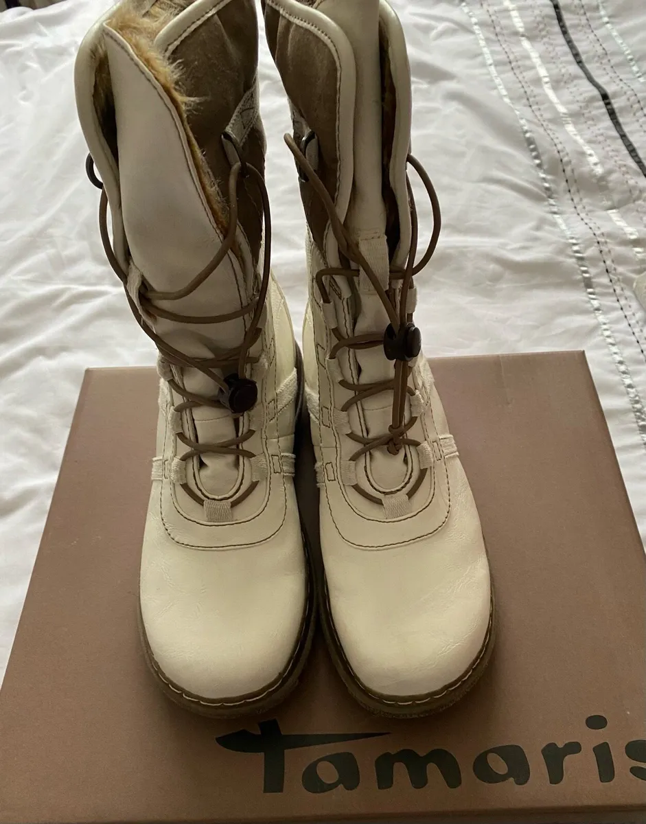 BRAND NEW Tomaris Ladies Boots, Size 40 / 7 - Image 3