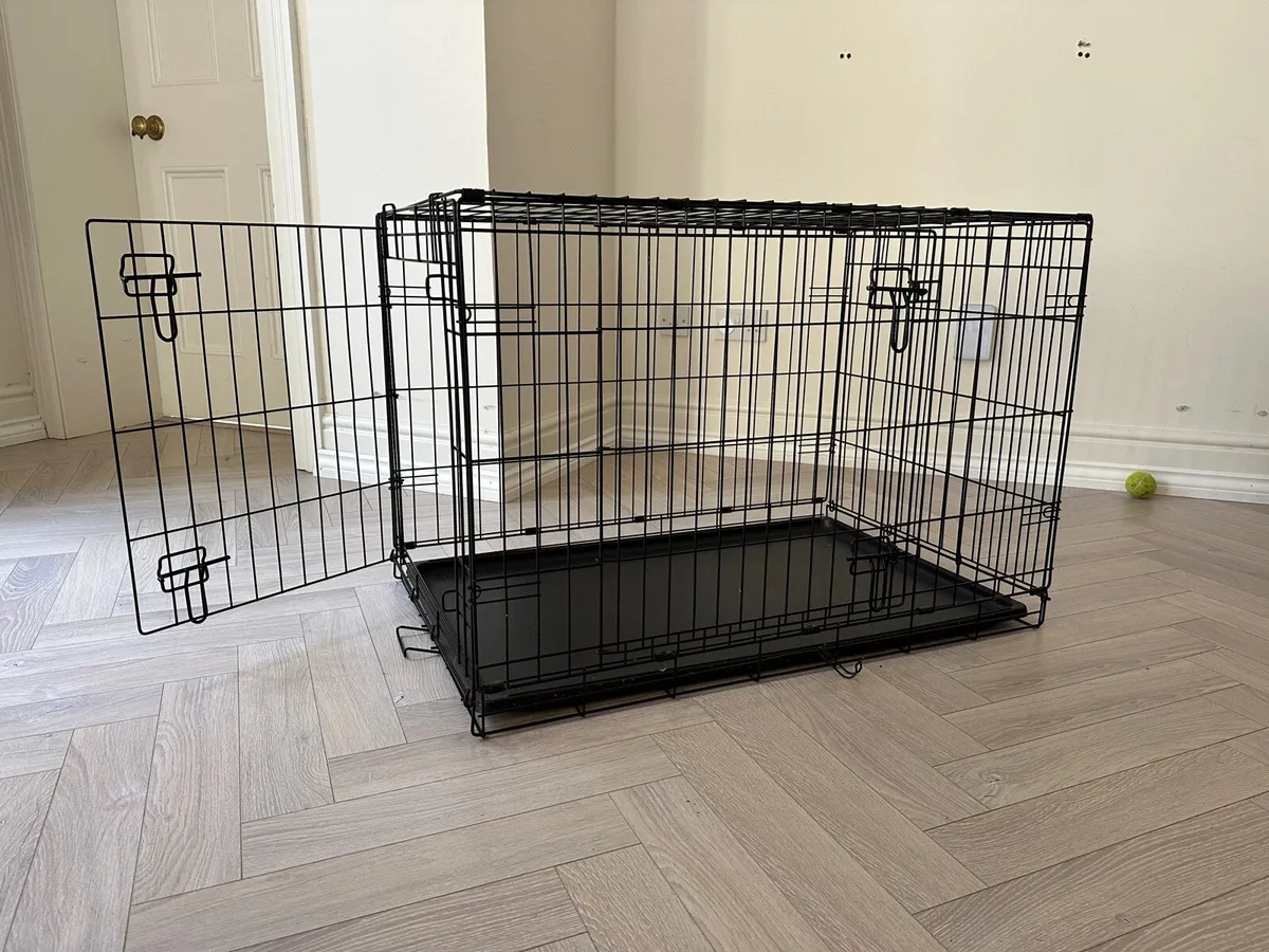 Medium Dog Crate – Excellent Condition - Image 3