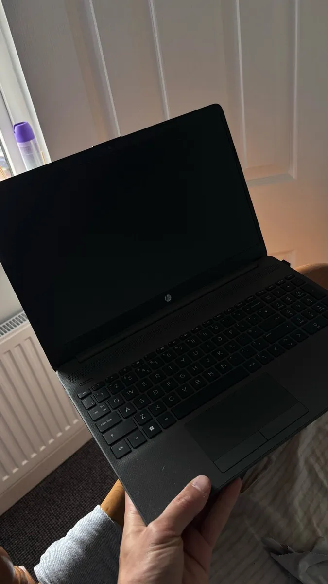 Laptop - Image 1