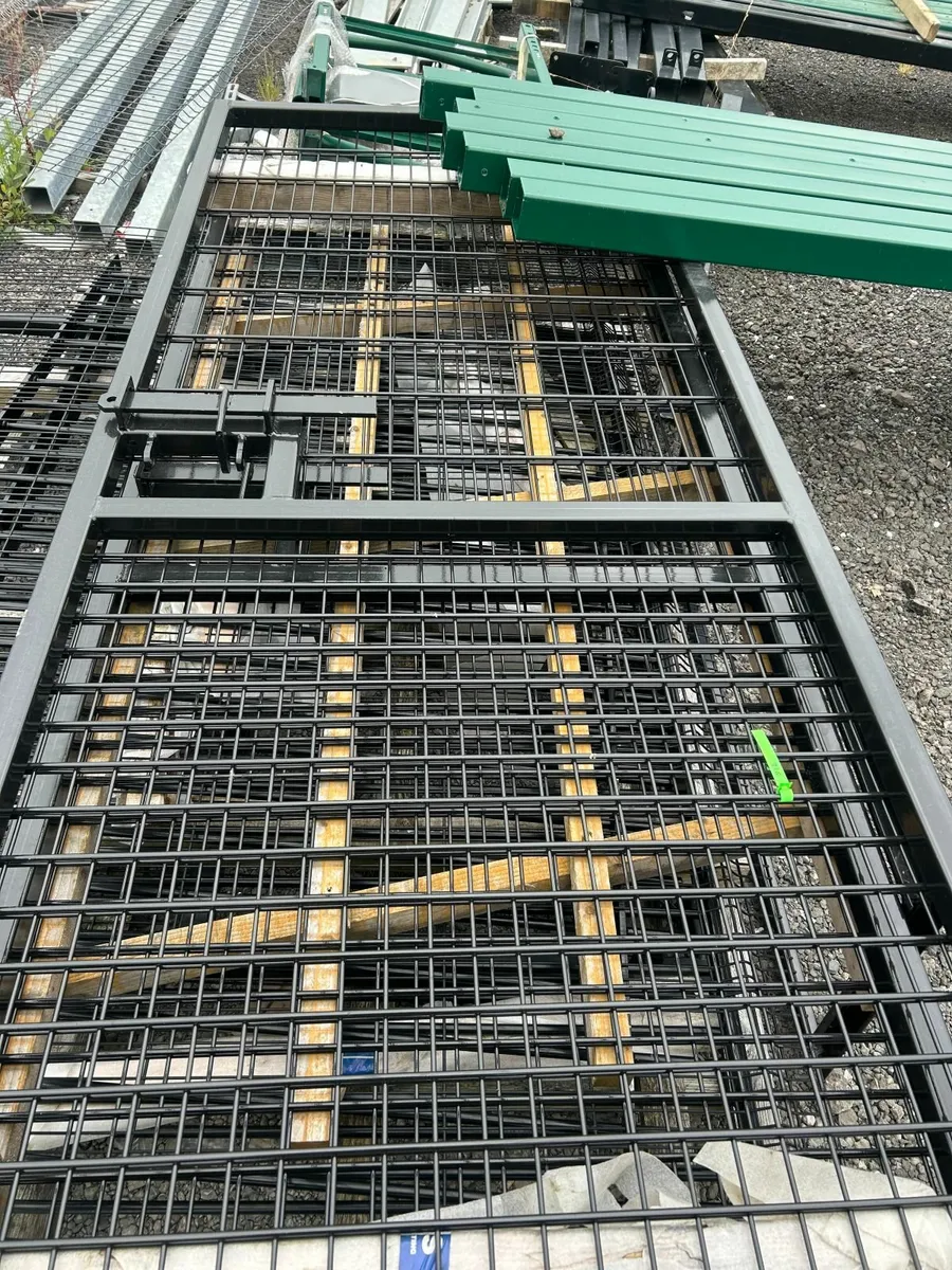 Single Leaf Gate Rebound mesh Gate