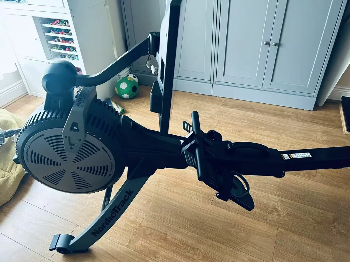 NordicTrack RW900 Rowing Machine - Image 4