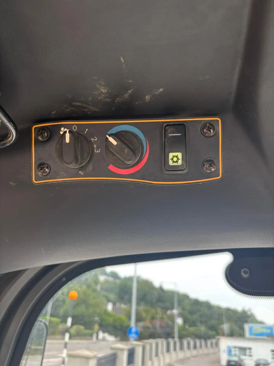2022 MECALAC 6 Ton Cab Dumper Hi-Spec - Image 3