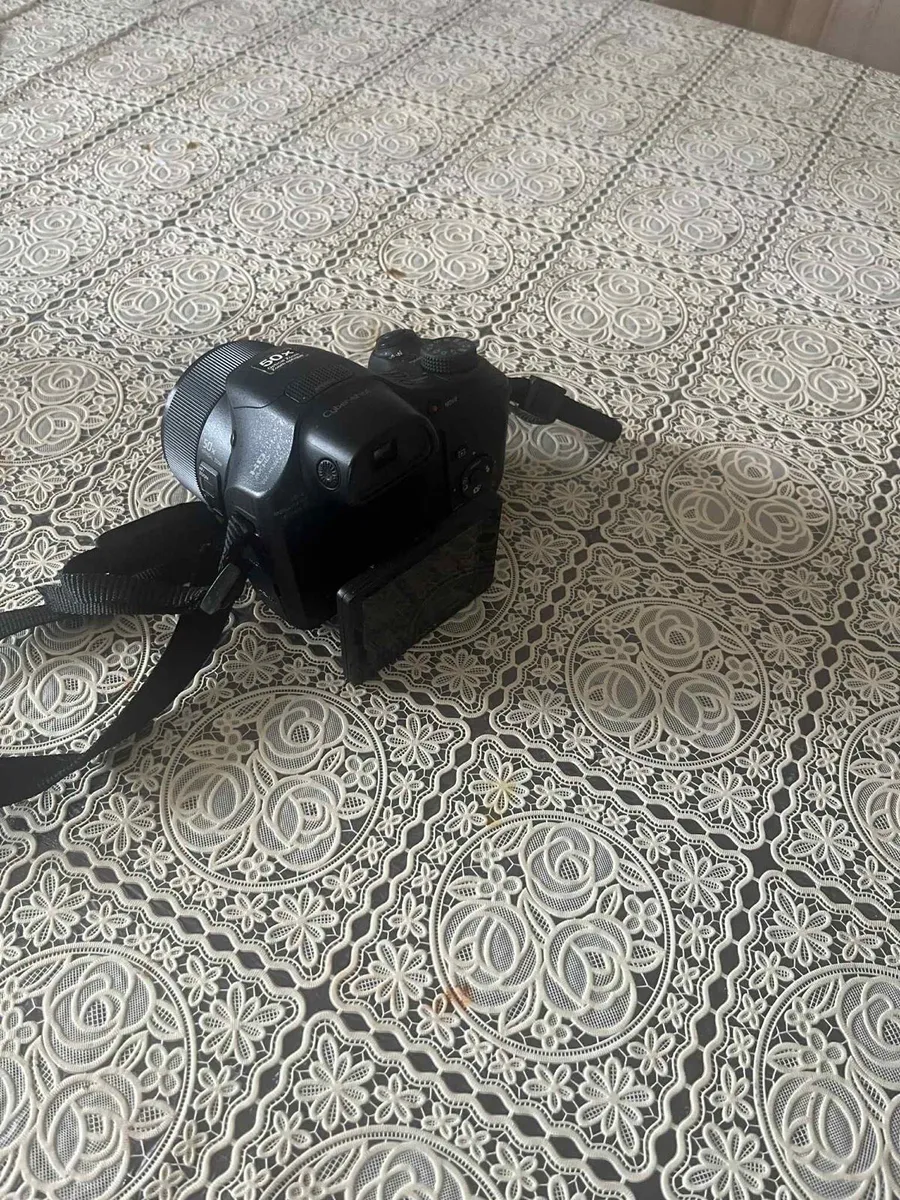 Sony cyber shot camera - Image 4