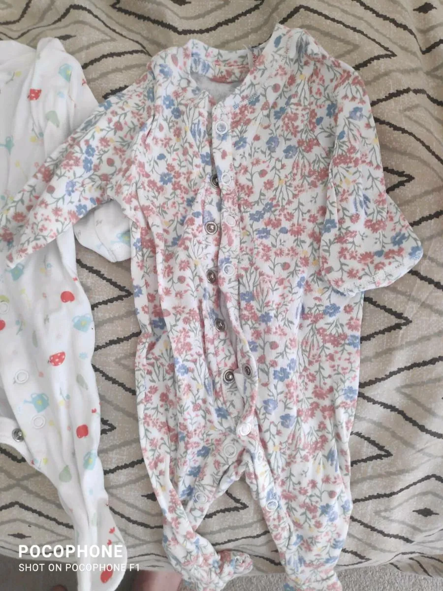 Premature girls clothes - Image 2