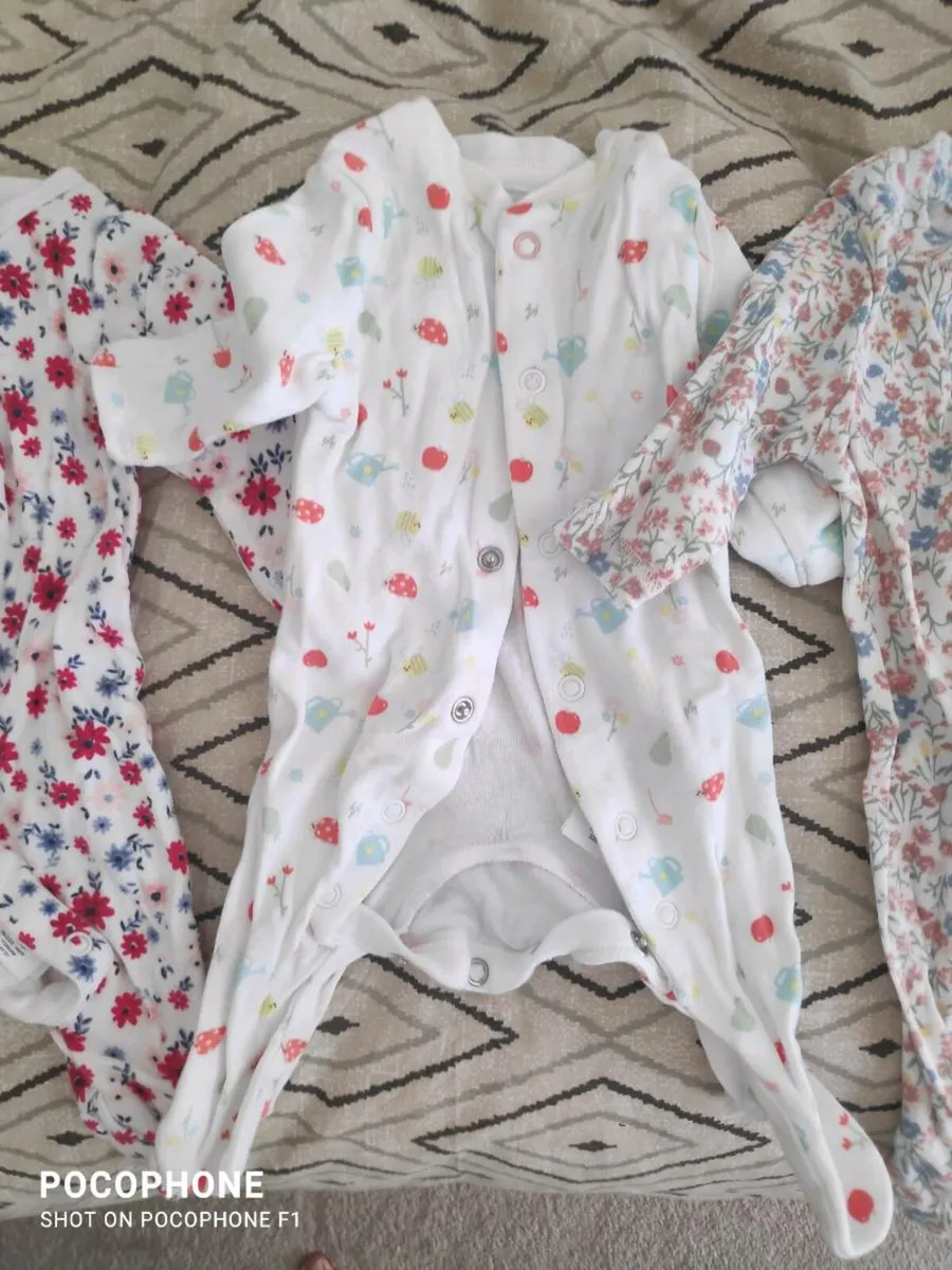 Premature girls clothes - Image 3