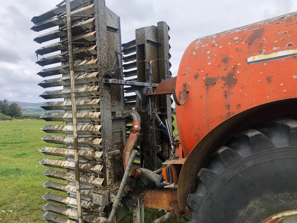 Slurry tanker - Image 3