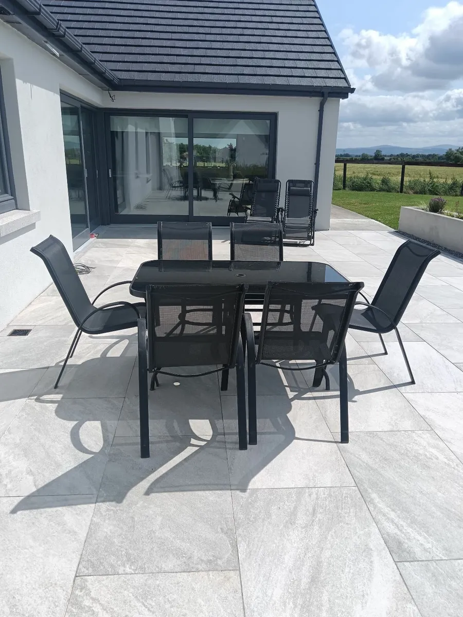 Table and Chairs Set - Image 3