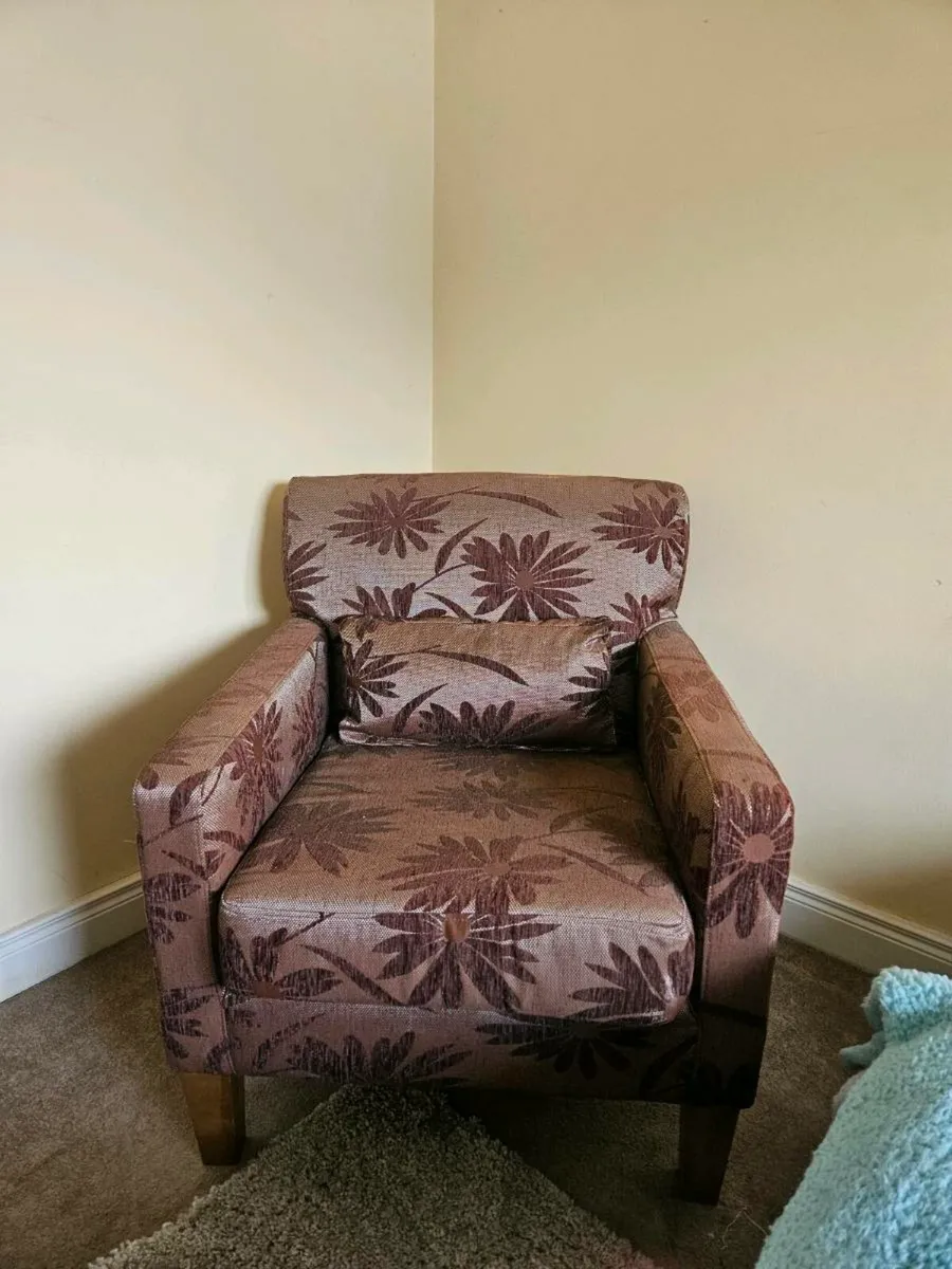 Armchair + .. - Image 1