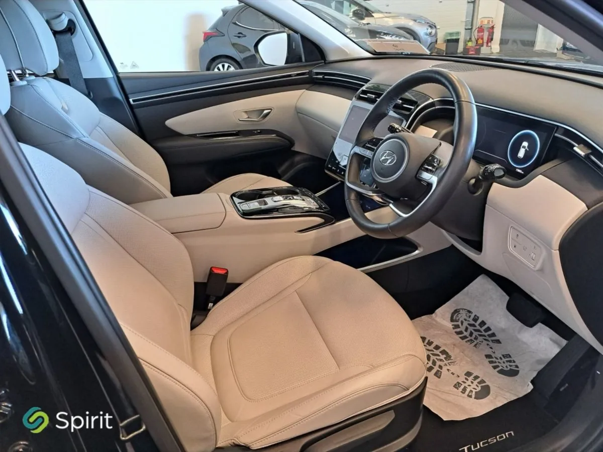 Hyundai Tucson 4WD Executive Plus Phev Auto call - Image 4