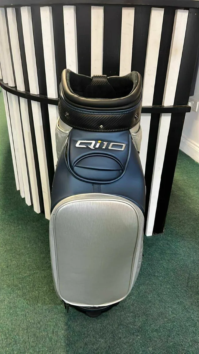 Taylormade QI10 TM24 TOUR STAFF BAG €599 Now €375 - Image 4