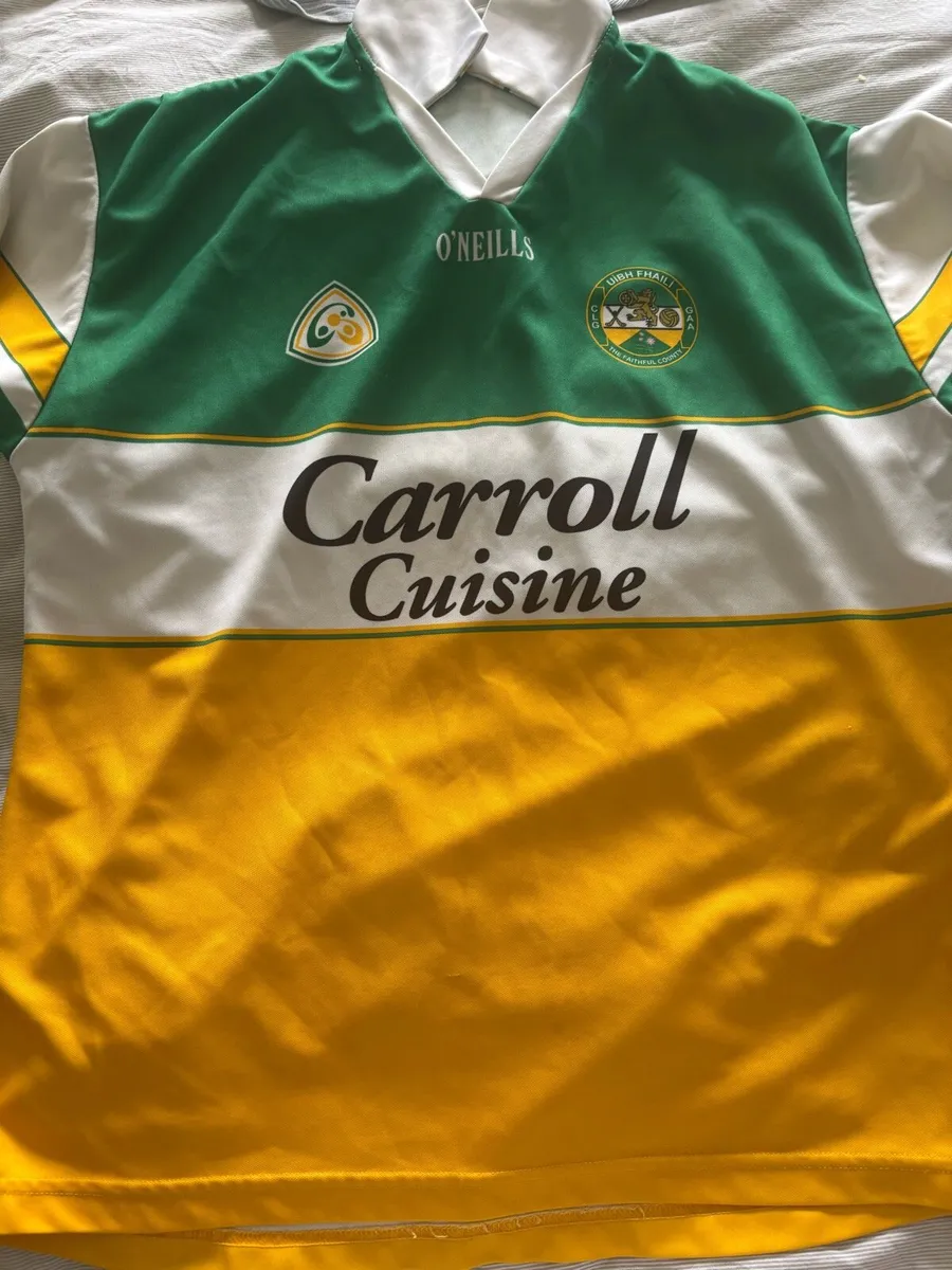 Old matchworn gaa jerseys. - Image 4