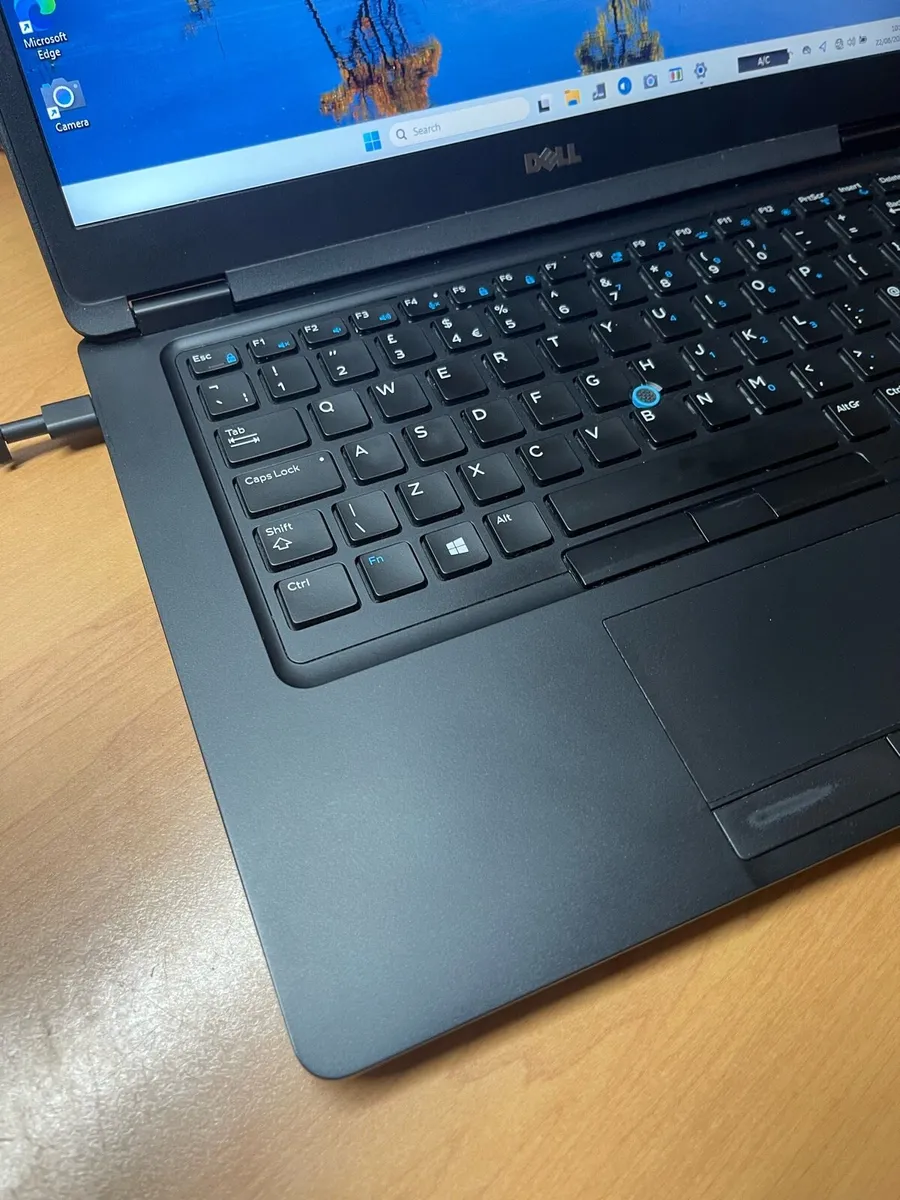 Dell i7 pro 32gb ram 512ssd win 11 pro - Image 3