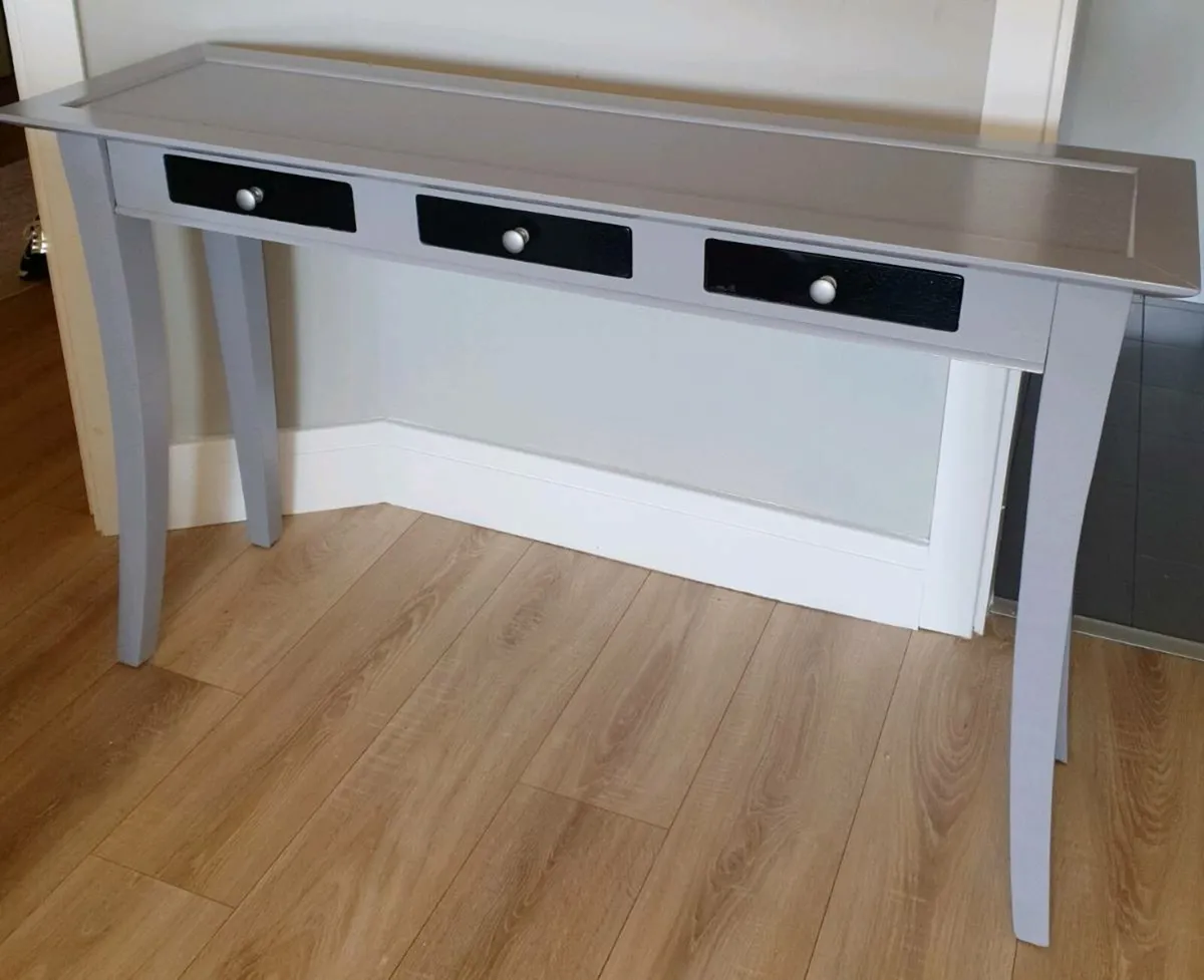 Hallway Table - Image 3