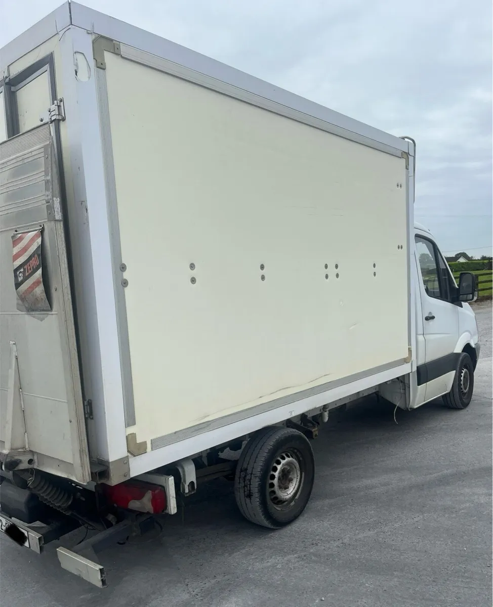 Mercedes Sprinter Box Van - Image 3