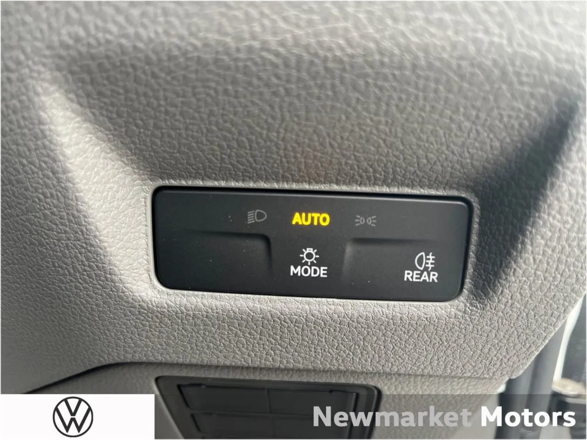 Volkswagen Crafter Drop Side Pick UP 35 Long Whee - Image 4