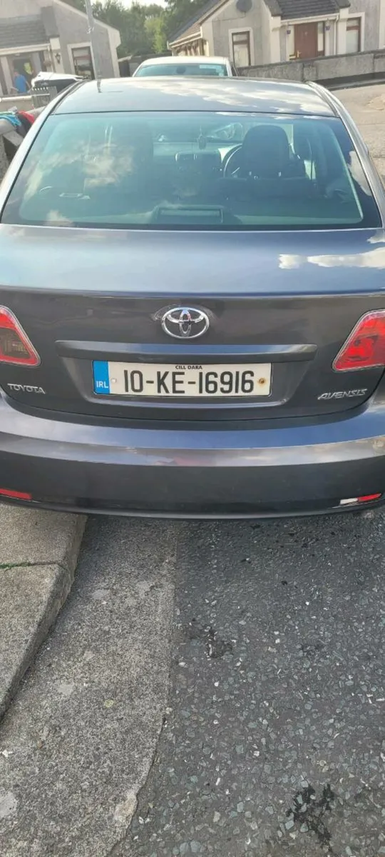 Toyota Avensis 2010 - Image 4