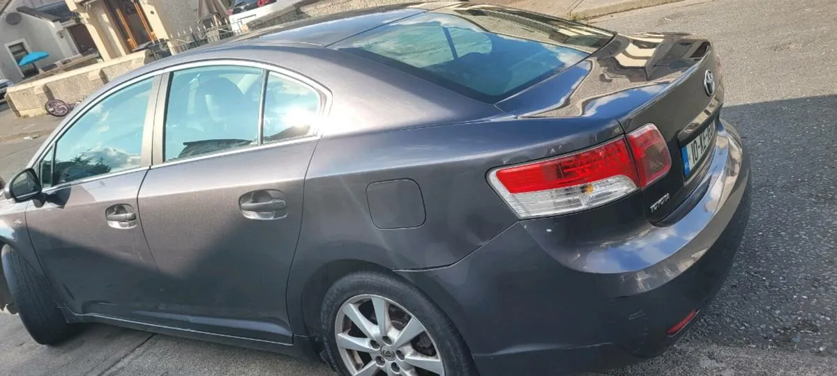 Toyota Avensis 2010 - Image 3