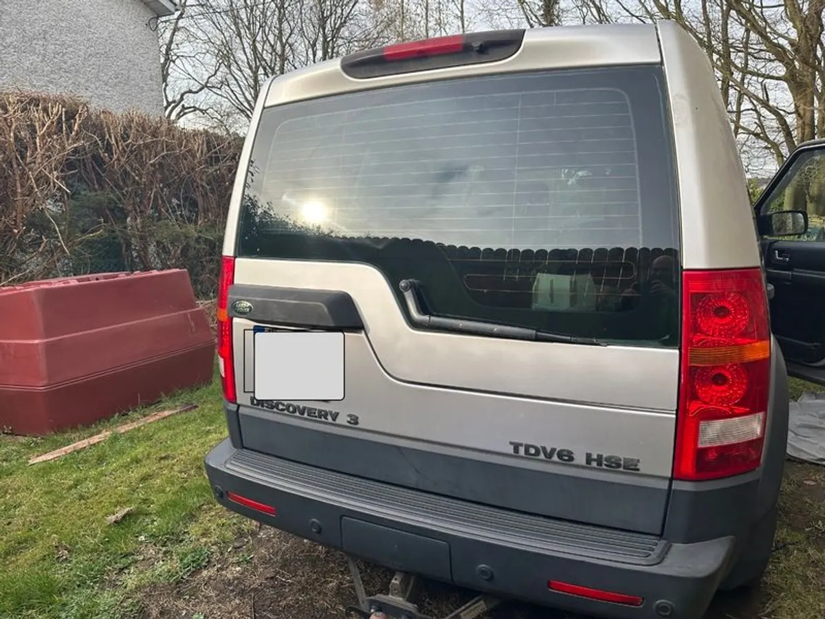 2005 Land Rover Discovery - Image 2