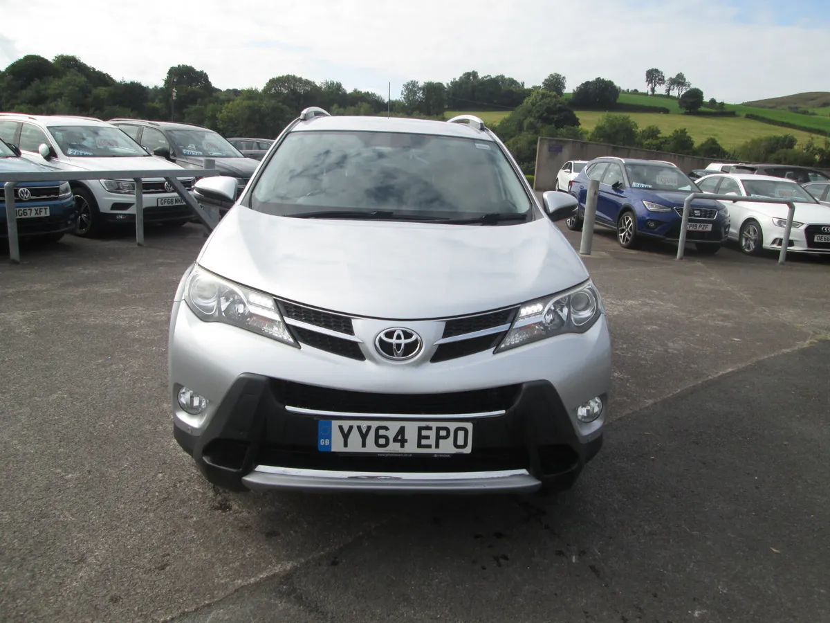 2014  TOYOTA  RAV-4  2.0  D-4D  INVINICIBLE  4X4 - Image 3