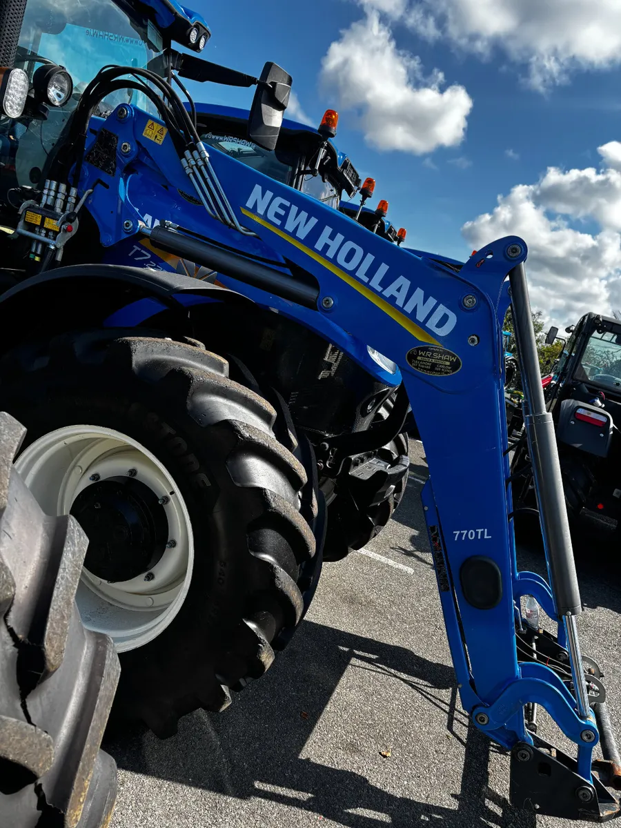 New Holland 770TL Loader - Image 3