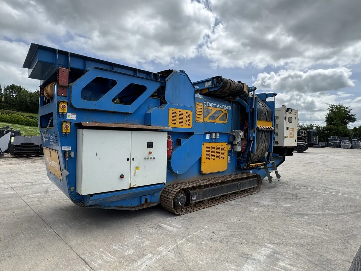 AST1500 Track Mounted Windsifter for sale. - Image 1