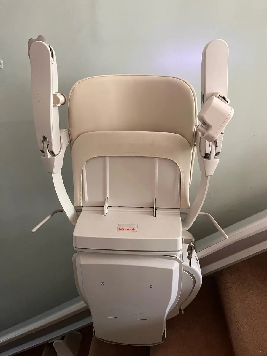 Stannah stairlift - Image 2