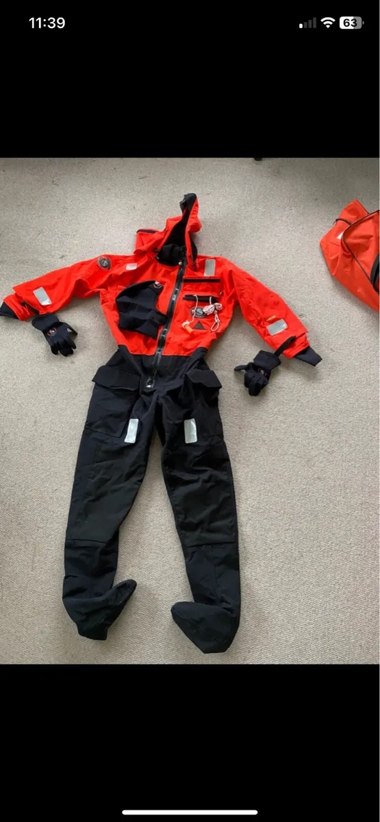 Ursuit RDS WE Drysuit - Image 4