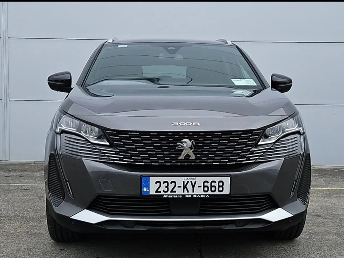 Peugeot 3008 1.5 Diesel Auto 130bhp Allure - Image 3