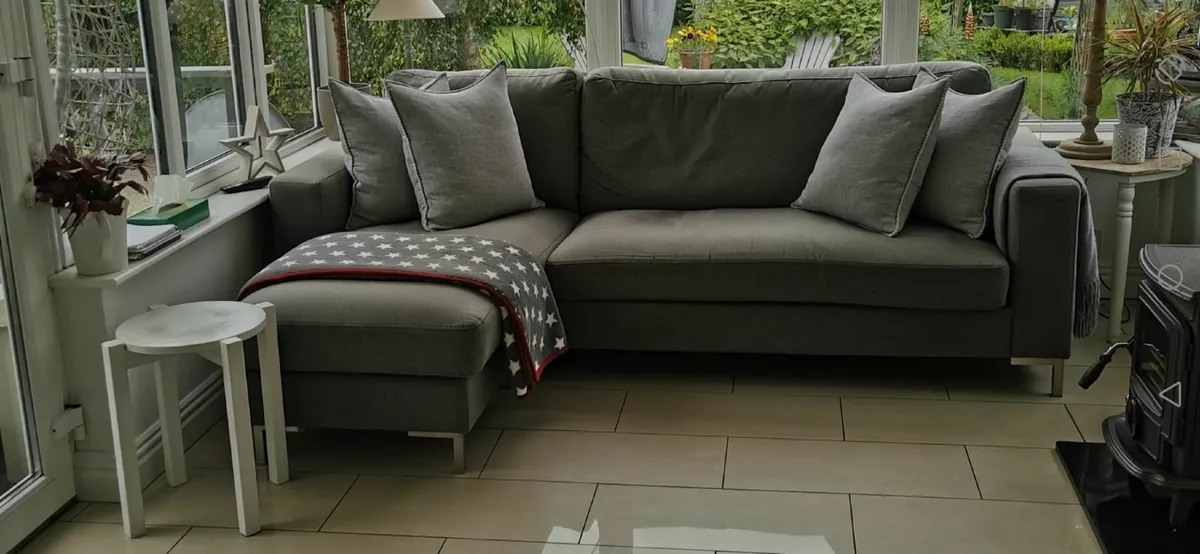 Couch - Image 1