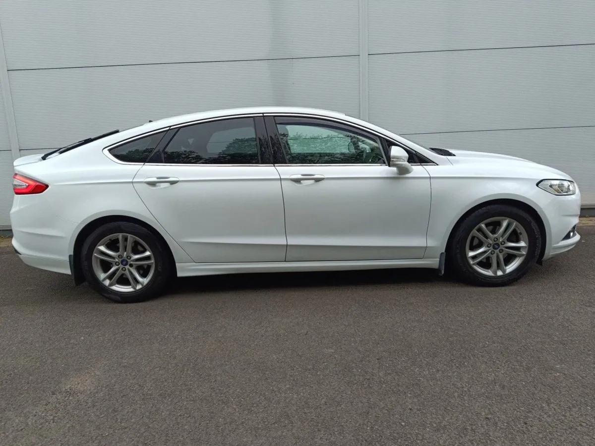 Ford Mondeo 1.6tdci 115PS Zetec 5dr hi Spec - Image 2