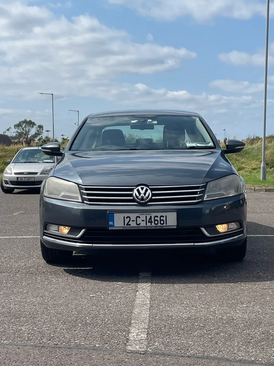2012 Volkswagen Passat 2.0 TDI BLUEMOTION - Image 1